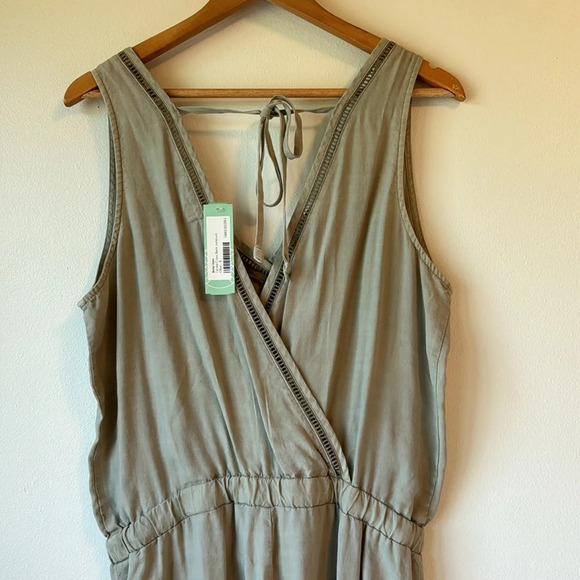 Bella Dahl Tarsha Cross Back Jumpsuit NWOT Small Olive Tie Waist Trim Detail - Picture 7 of 15